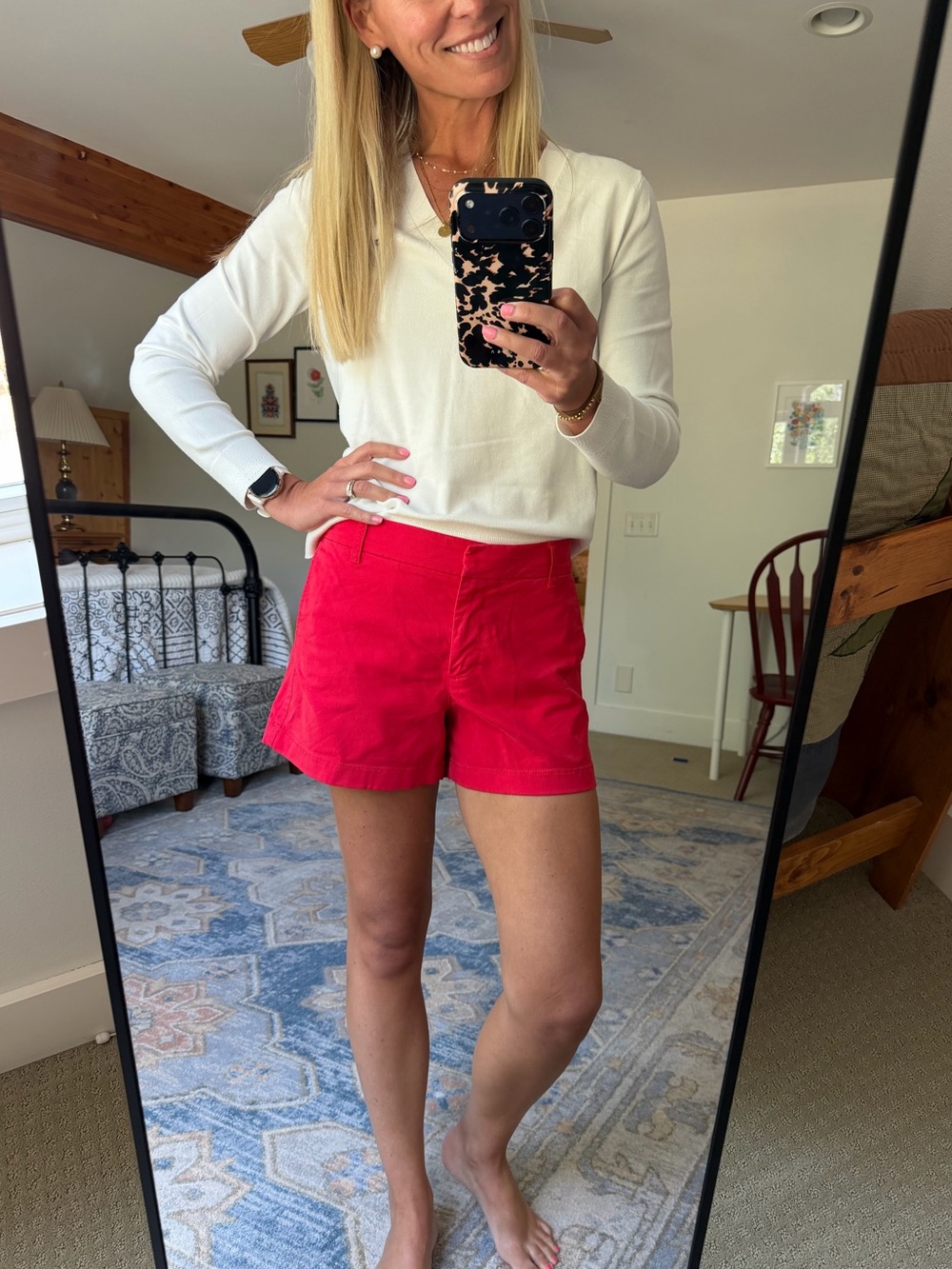 J. Crew Women's Red Casual Shorts - Classic Summer Style, Size 10, 4in inseam